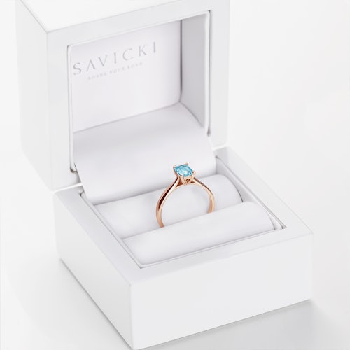 Pierścionek zaręczynowy SAVICKI: różowe złoto, akwamaryn